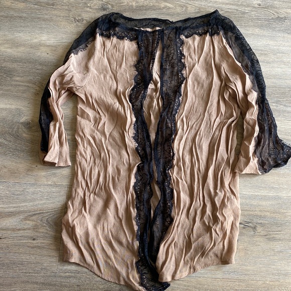 Lacey light weight cardigan from urban outfitters - Picture 1 of 1